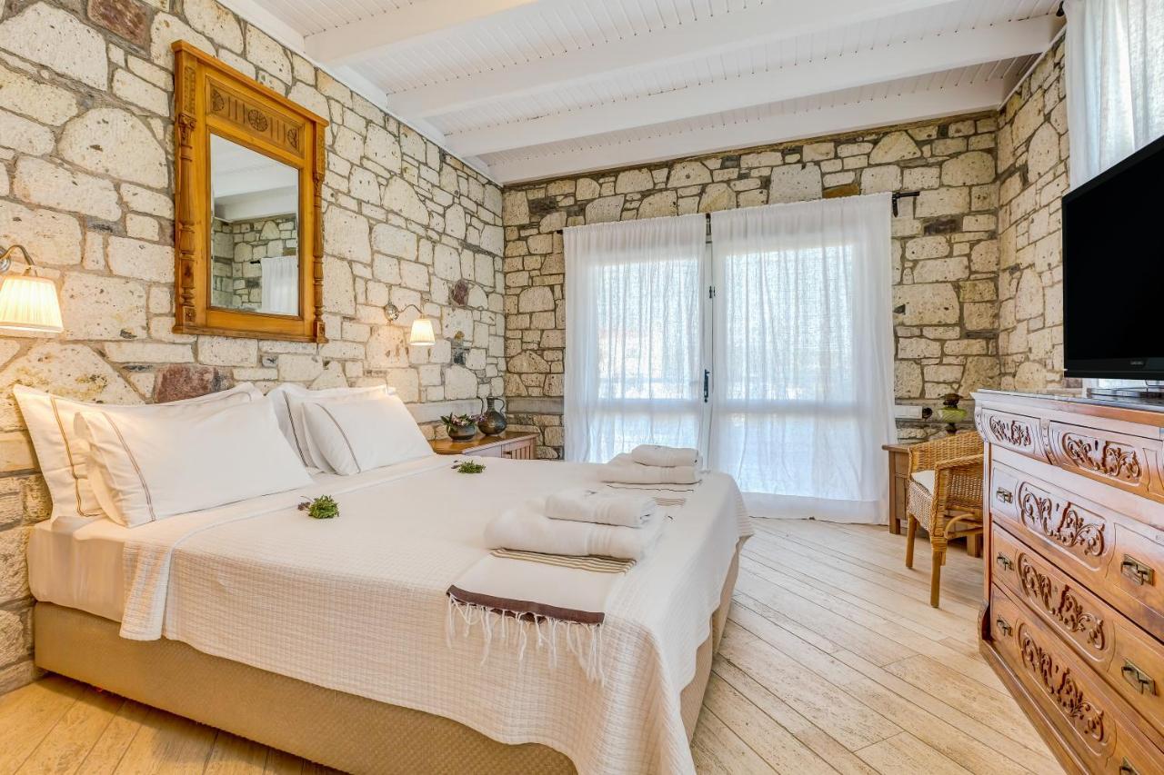 Ev Bharat Butique Hotel, Alacati Exterior photo
