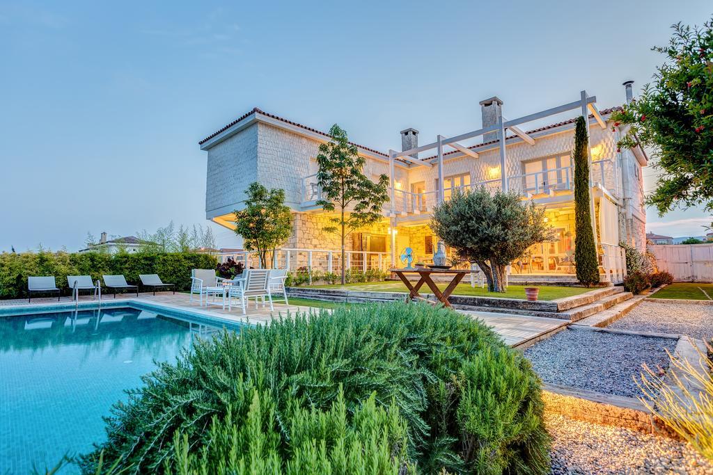 Ev Bharat Butique Hotel, Alacati Exterior photo