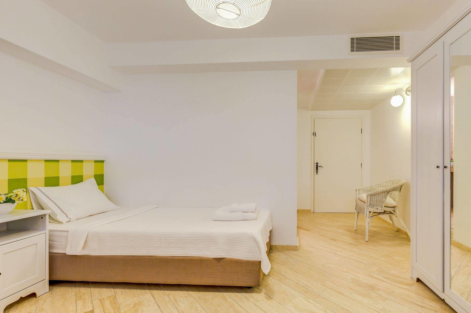 Ev Bharat Butique Hotel, Alacati Exterior photo