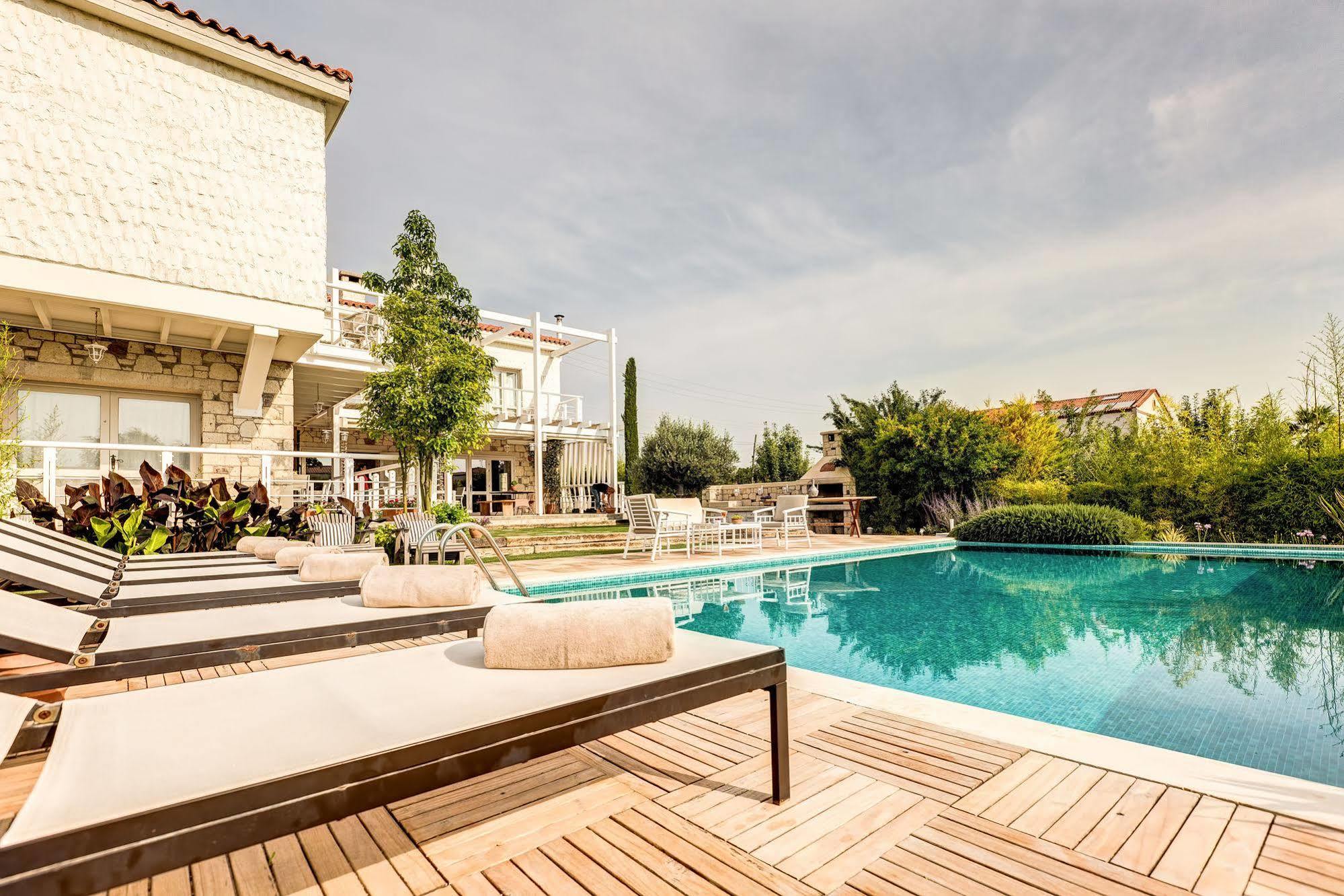 Ev Bharat Butique Hotel, Alacati Exterior photo